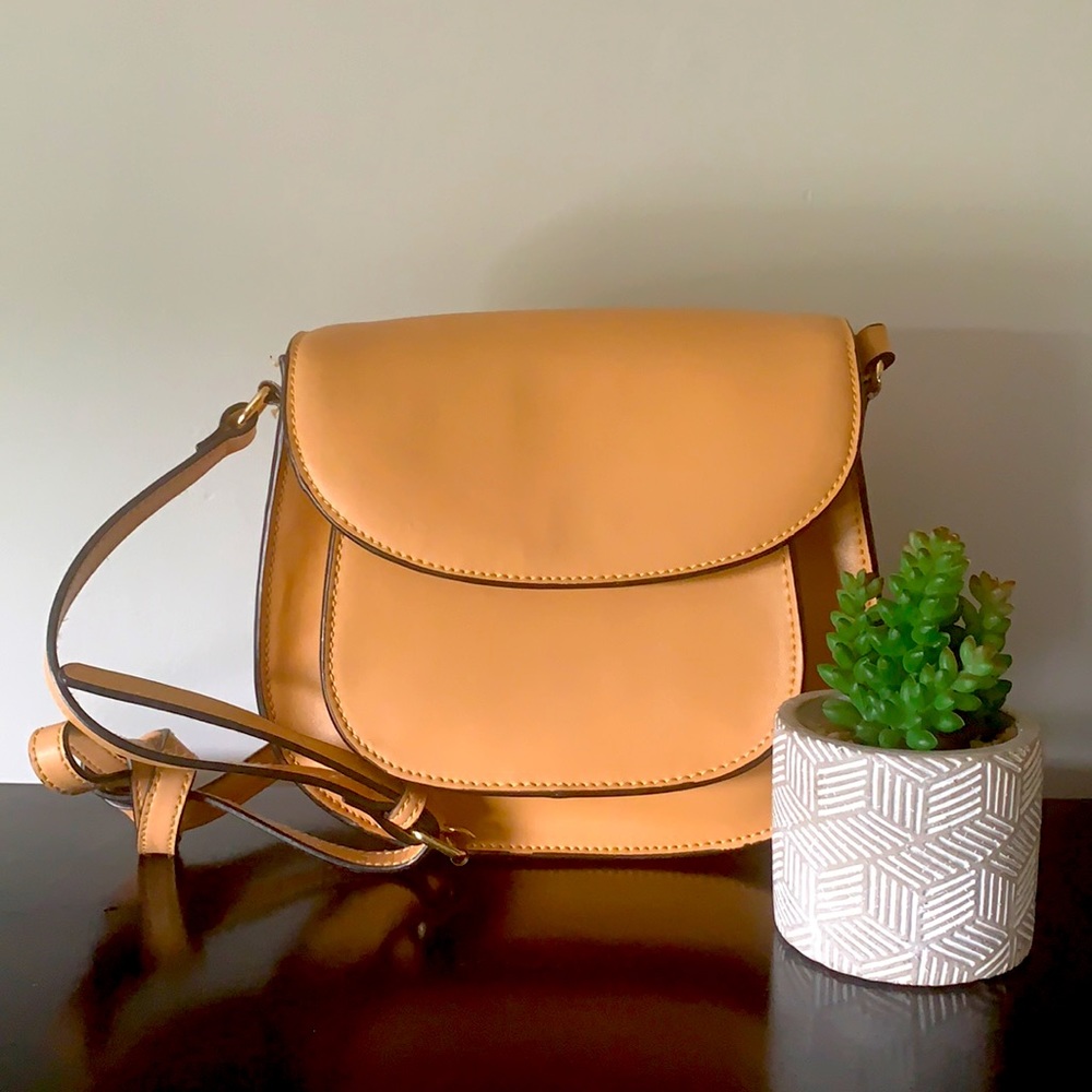 100% Leather KC Jagger Crossbody Bag